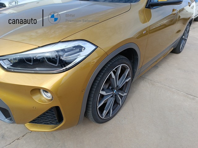 BMW X2 sDrive18d color Oro. Año 2018. 110KW(150CV). Diésel. En concesionario TACO de Sta. C. Tenerife