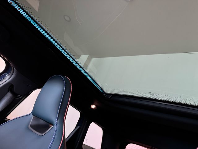 fotoG 13 del MINI MINI Aceman SE 160 kW (218 CV) 218cv Eléctrico del 2024 en Salamanca