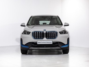 Fotos de BMW iX1 xDrive30 color Blanco. Año 2023. 230KW(313CV). Eléctrico. En concesionario Oliva Motor Girona de Girona