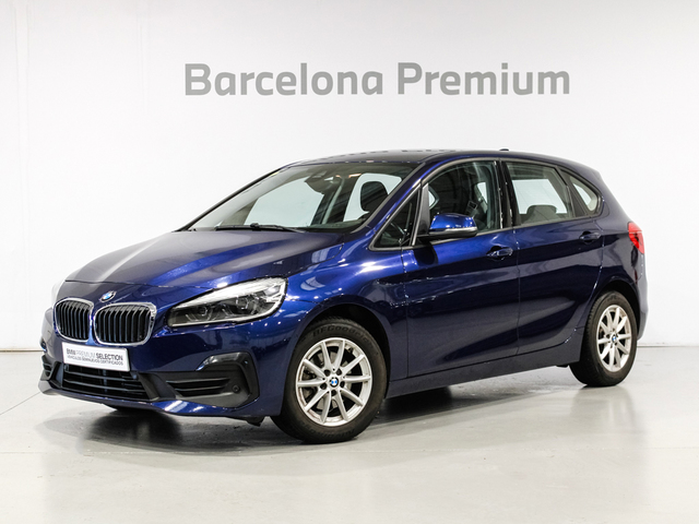 BMW Serie 2 218i Active Tourer color Azul. Año 2020. 103KW(140CV). Gasolina. En concesionario Barcelona Premium -- GRAN VIA de Barcelona