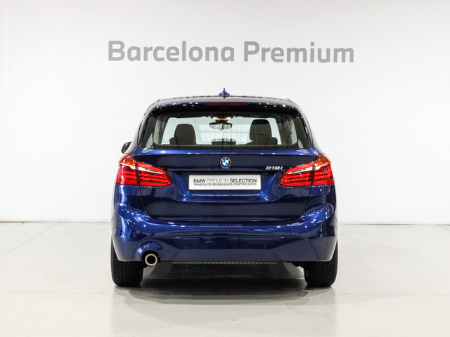 BMW Serie 2 218i Active Tourer color Azul. Año 2020. 103KW(140CV). Gasolina. En concesionario Barcelona Premium -- GRAN VIA de Barcelona