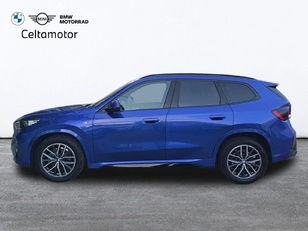 Fotos de BMW X1 sDrive18d color Azul. Año 2023. 110KW(150CV). Diésel. En concesionario Celtamotor Vigo  de Pontevedra