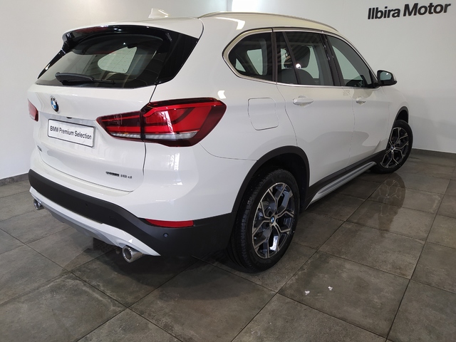 BMW X1 sDrive18d color Blanco. Año 2020. 110KW(150CV). Diésel. En concesionario Ilbira Motor | Granada de Granada