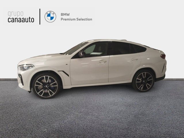 BMW X6 M50i color Blanco. Año 2021. 390KW(530CV). Gasolina. En concesionario LAS CHAFIRAS de Sta. C. Tenerife