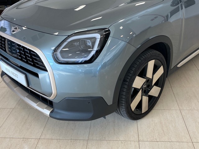fotoG 5 del MINI MINI Countryman C 125 kW (170 CV) 170cv Gasolina del 2024 en León