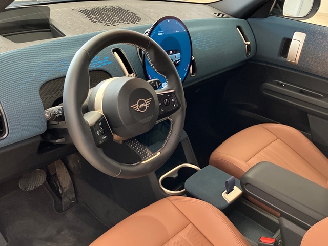 fotoG 15 del MINI MINI Countryman C 125 kW (170 CV) 170cv Gasolina del 2024 en León