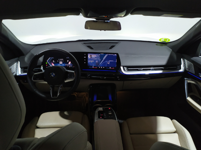 BMW X2 sDrive18d color Blanco. Año 2024. 110KW(150CV). Diésel. En concesionario Hispamovil Elche de Alicante