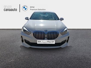 Fotos de BMW Serie 1 118i color Blanco. Año 2021. 103KW(140CV). Gasolina. En concesionario CANAAUTO - TACO de Sta. C. Tenerife