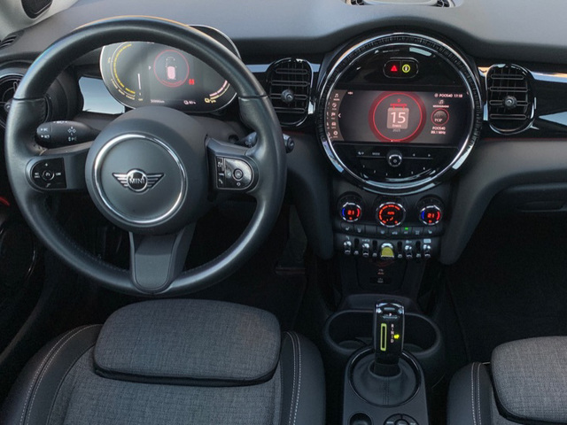 fotoG 6 del MINI MINI 3 Puertas Cooper SE 135 kW (184 CV) 184cv Eléctrico del 2023