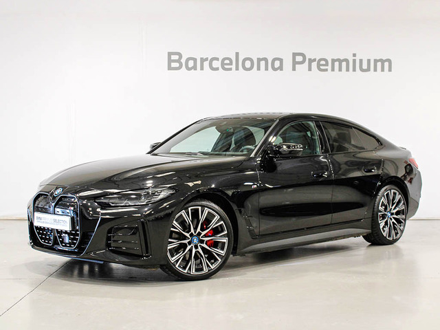 BMW i4 M50 color Negro. Año 2024. 400KW(544CV). Eléctrico. En concesionario Barcelona Premium -- GRAN VIA de Barcelona
