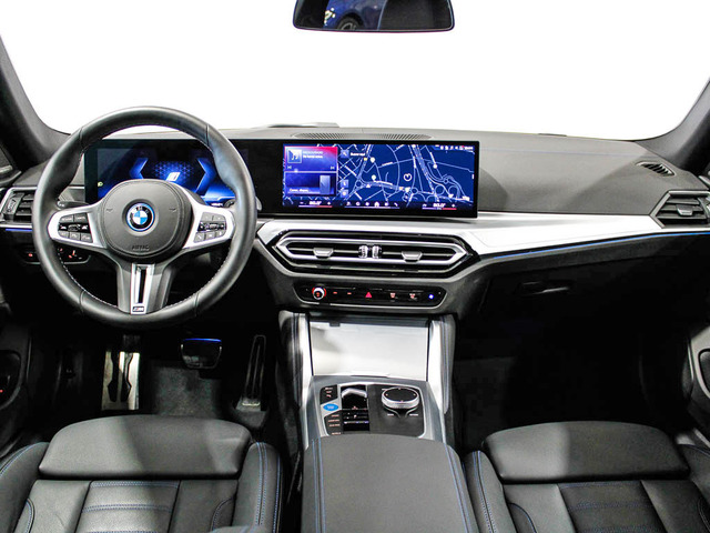 BMW i4 M50 color Negro. Año 2024. 400KW(544CV). Eléctrico. En concesionario Barcelona Premium -- GRAN VIA de Barcelona