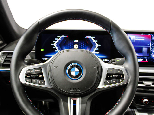 BMW i4 M50 color Negro. Año 2024. 400KW(544CV). Eléctrico. En concesionario Barcelona Premium -- GRAN VIA de Barcelona