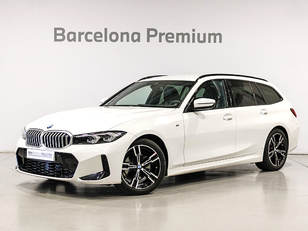 Fotos de BMW Serie 3 320d Touring color Blanco. Año 2024. 140KW(190CV). Diésel. En concesionario Barcelona Premium -- GRAN VIA de Barcelona