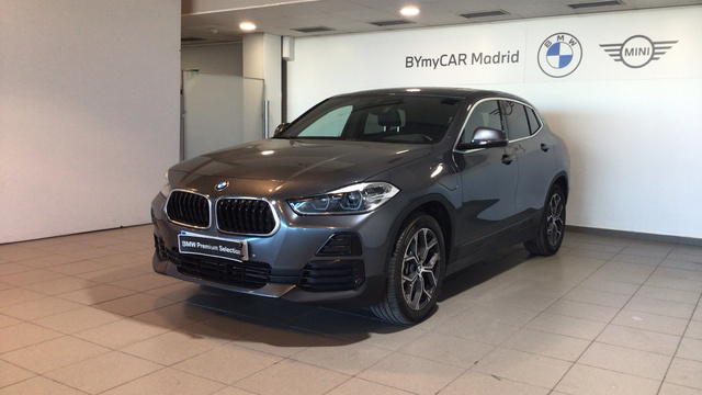 BMW X2 xDrive25e color Gris. Año 2021. 162KW(220CV). Híbrido Electro/Gasolina. En concesionario BYmyCAR Madrid - Alcalá de Madrid