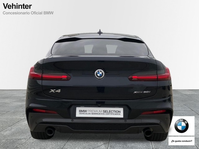 BMW X4 xDrive30i color Negro. Año 2020. 185KW(252CV). Gasolina. En concesionario Momentum S.A. de Madrid