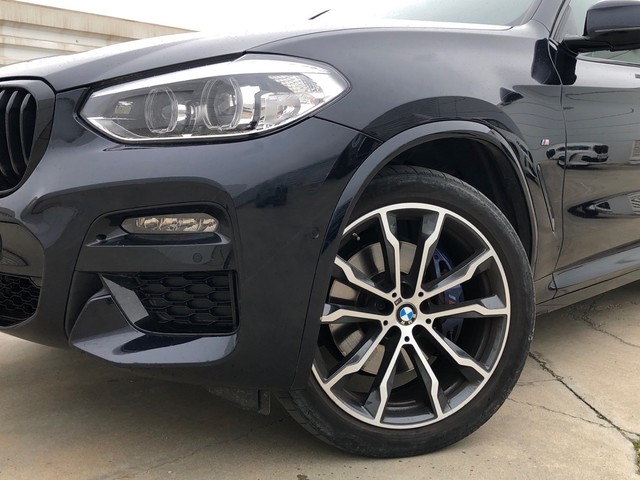 BMW X4 xDrive30i color Negro. Año 2020. 185KW(252CV). Gasolina. En concesionario Momentum S.A. de Madrid