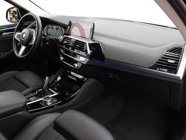 BMW X4 xDrive20d color Negro. Año 2019. 140KW(190CV). Diésel. En concesionario Augusta Aragon S.A. de Zaragoza