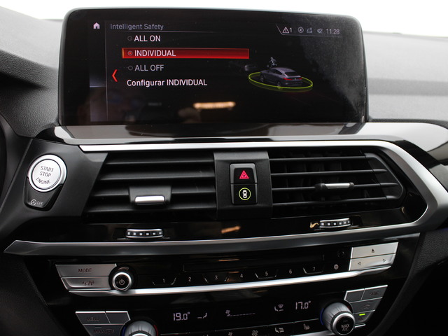BMW X4 xDrive20d color Negro. Año 2019. 140KW(190CV). Diésel. En concesionario Augusta Aragon S.A. de Zaragoza