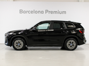 Fotos de BMW iX1 xDrive30 color Negro. Año 2024. 230KW(313CV). Eléctrico. En concesionario Barcelona Premium -- GRAN VIA de Barcelona