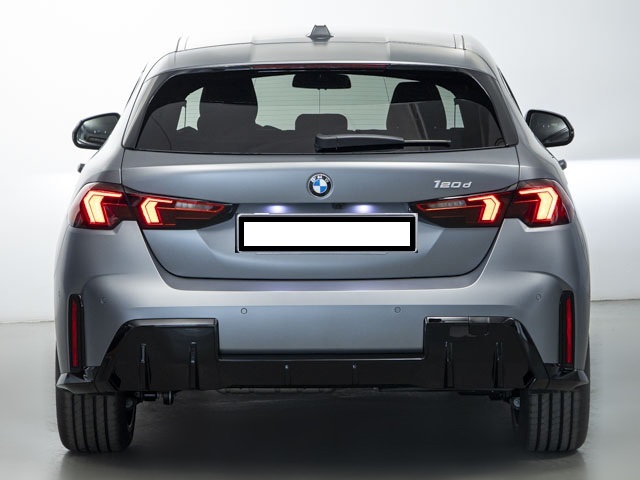 BMW Serie 1 120d color Gris. Año 2024. 120KW(163CV). Diésel. En concesionario BMW Fuenteolid Valladolid de Valladolid