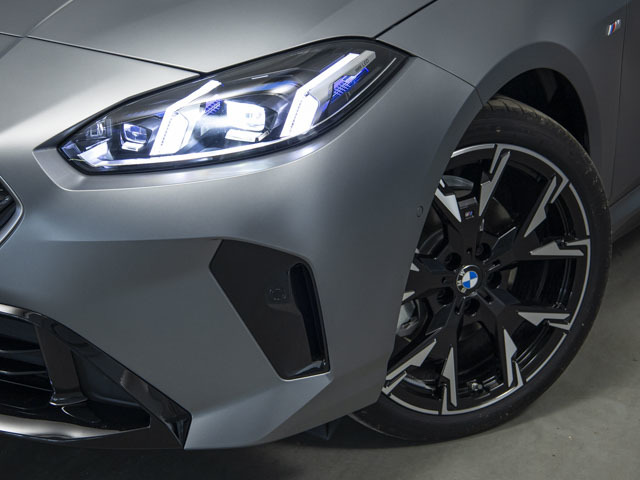BMW Serie 1 120d color Gris. Año 2024. 120KW(163CV). Diésel. En concesionario BMW Fuenteolid Valladolid de Valladolid