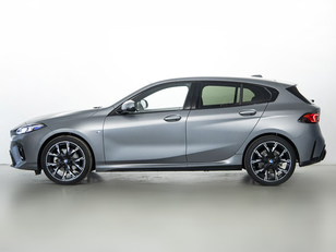 Fotos de BMW Serie 1 120d color Gris. Año 2024. 120KW(163CV). Diésel. En concesionario BMW Fuenteolid Valladolid de Valladolid