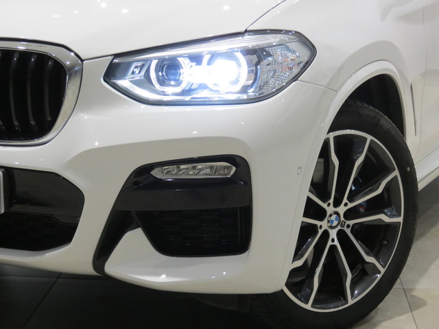 BMW X4 xDrive30i color Blanco. Año 2019. 185KW(252CV). Gasolina. En concesionario GANDIA Automoviles Fersan, S.A. de Valencia