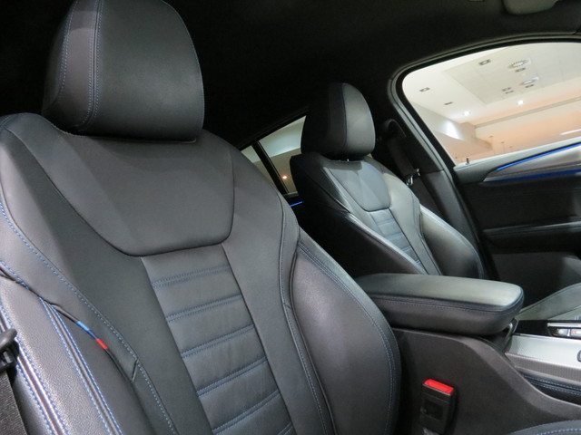BMW X4 xDrive30i color Blanco. Año 2019. 185KW(252CV). Gasolina. En concesionario GANDIA Automoviles Fersan, S.A. de Valencia