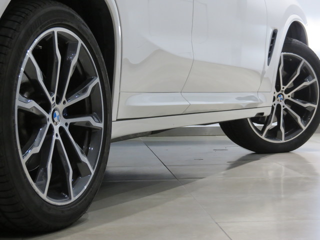BMW X4 xDrive30i color Blanco. Año 2019. 185KW(252CV). Gasolina. En concesionario GANDIA Automoviles Fersan, S.A. de Valencia