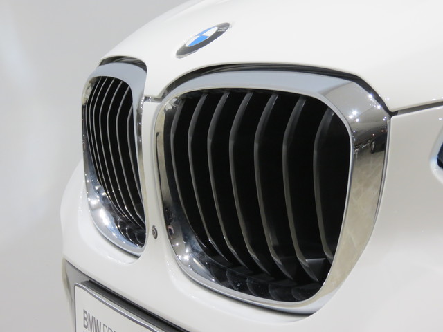BMW X4 xDrive30i color Blanco. Año 2019. 185KW(252CV). Gasolina. En concesionario GANDIA Automoviles Fersan, S.A. de Valencia