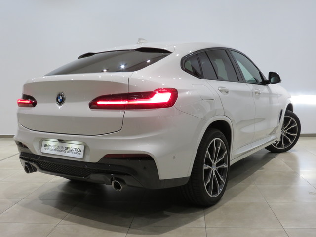 BMW X4 xDrive30i color Blanco. Año 2019. 185KW(252CV). Gasolina. En concesionario GANDIA Automoviles Fersan, S.A. de Valencia