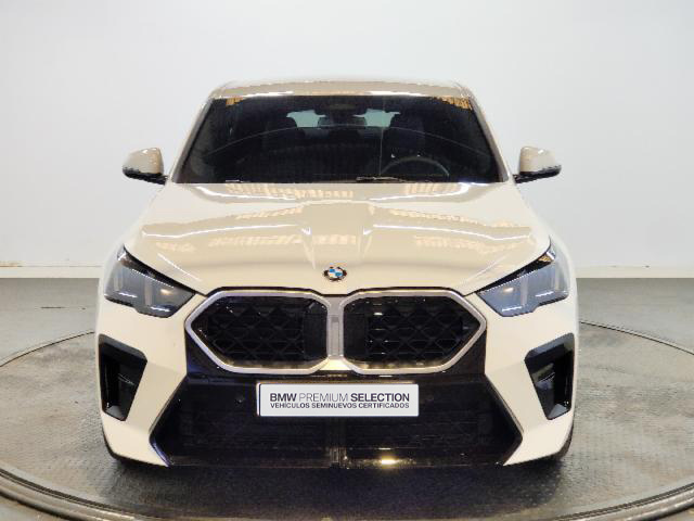 BMW X2 sDrive18d color Blanco. Año 2024. 110KW(150CV). Diésel. En concesionario Proa Premium Palma de Baleares