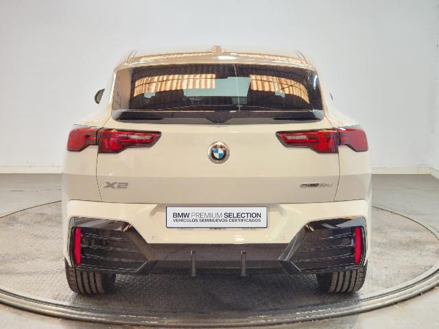 BMW X2 sDrive18d color Blanco. Año 2024. 110KW(150CV). Diésel. En concesionario Proa Premium Palma de Baleares