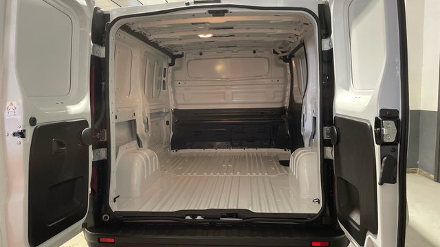 Renault Trafic Furgon dCi 150 - 10