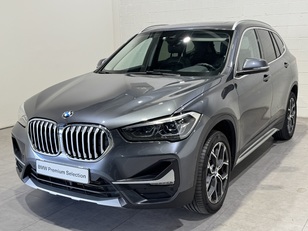 Fotos de BMW X1 sDrive18d color Gris. Año 2020. 110KW(150CV). Diésel. En concesionario MOTOR MUNICH S.A.U  - Terrassa de Barcelona