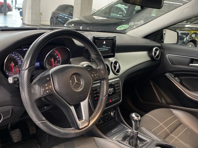 Mercedes-Benz Clase GLA GLA 200 CDI - 6