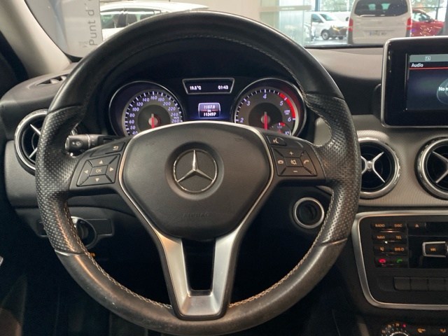 Mercedes-Benz Clase GLA GLA 200 CDI - 9