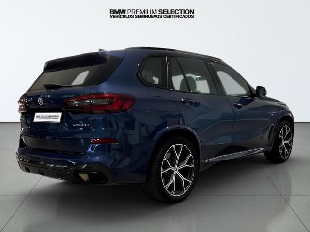 BMW X5 xDrive40d color Azul. Año 2023. 250KW(340CV). Diésel. En concesionario Automotor Costa, S.L.U. de Almería