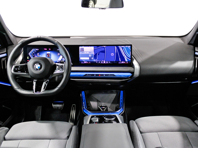 BMW X3 xDrive20d color Azul. Año 2024. 145KW(197CV). Diésel. En concesionario Barcelona Premium -- GRAN VIA de Barcelona