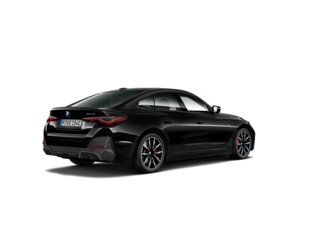 BMW i4 eDrive35 color Negro. Año 2023. 210KW(286CV). Eléctrico. En concesionario Motri Motor Jaén de Jaén