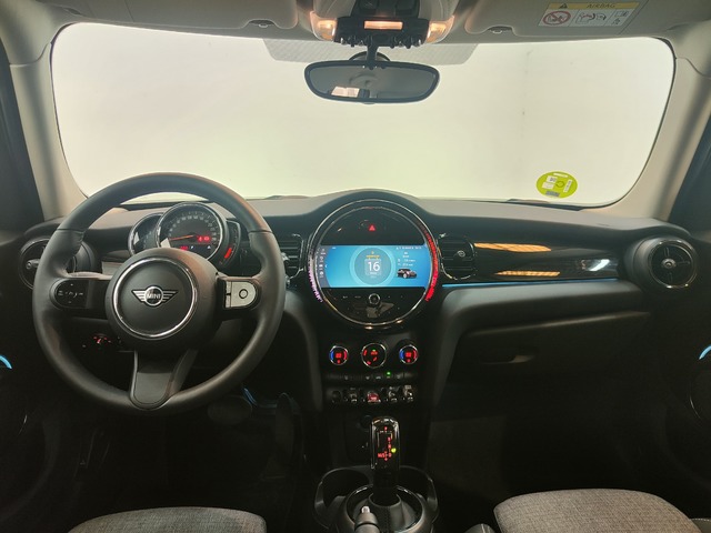 fotoG 6 del MINI MINI 5 Puertas Cooper 100 kW (136 CV) 136cv Gasolina del 2023 en Baleares