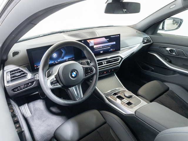 BMW Serie 3 318d color Blanco. Año 2024. 110KW(150CV). Diésel. En concesionario Oliva Motor Girona de Girona
