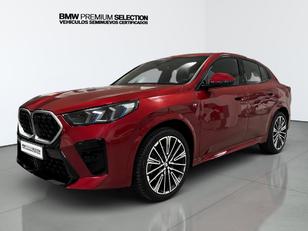 Fotos de BMW X2 sDrive20i color Rojo. Año 2024. 125KW(170CV). Gasolina. En concesionario Automotor Premium Viso - Málaga de Málaga