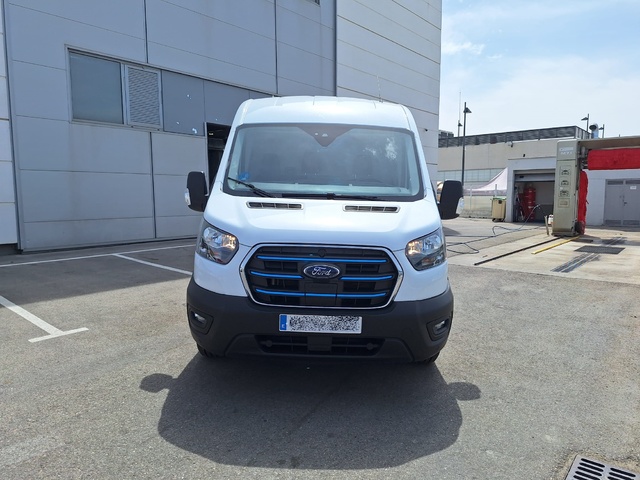 Ford Transit Furgon 390 68kWh L3 Trend RWD 135 kW (184 CV)