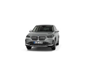 Fotos de BMW X1 sDrive18d color Gris Plata. Año 2024. 110KW(150CV). Diésel. En concesionario ALBAMOCION CIUDAD REAL  de Ciudad Real