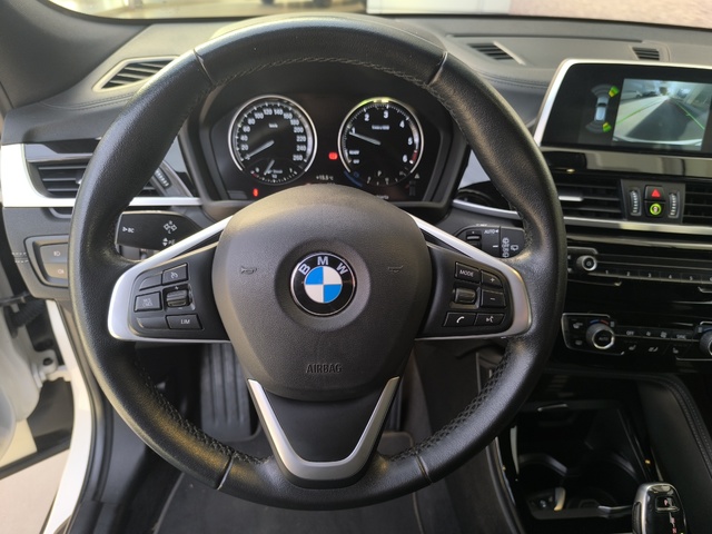 BMW X2 sDrive18d color Blanco. Año 2019. 110KW(150CV). Diésel. En concesionario Automóviles Oviedo S.A. de Asturias