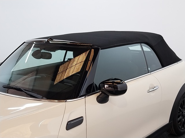 fotoG 12 del MINI MINI Cabrio Cooper 100 kW (136 CV) 136cv Gasolina del 2022 en Baleares