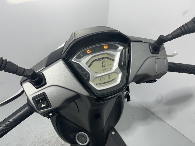 KYMCO People 125 S  - 7