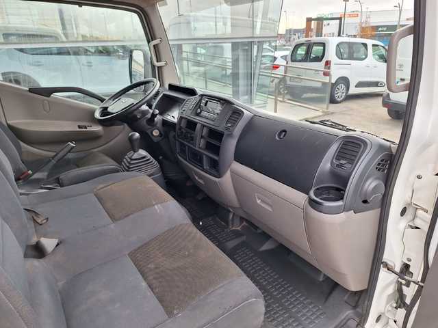 Nissan NT400 35.13/2 Básico Caja Volquete 96 kW (130 CV)