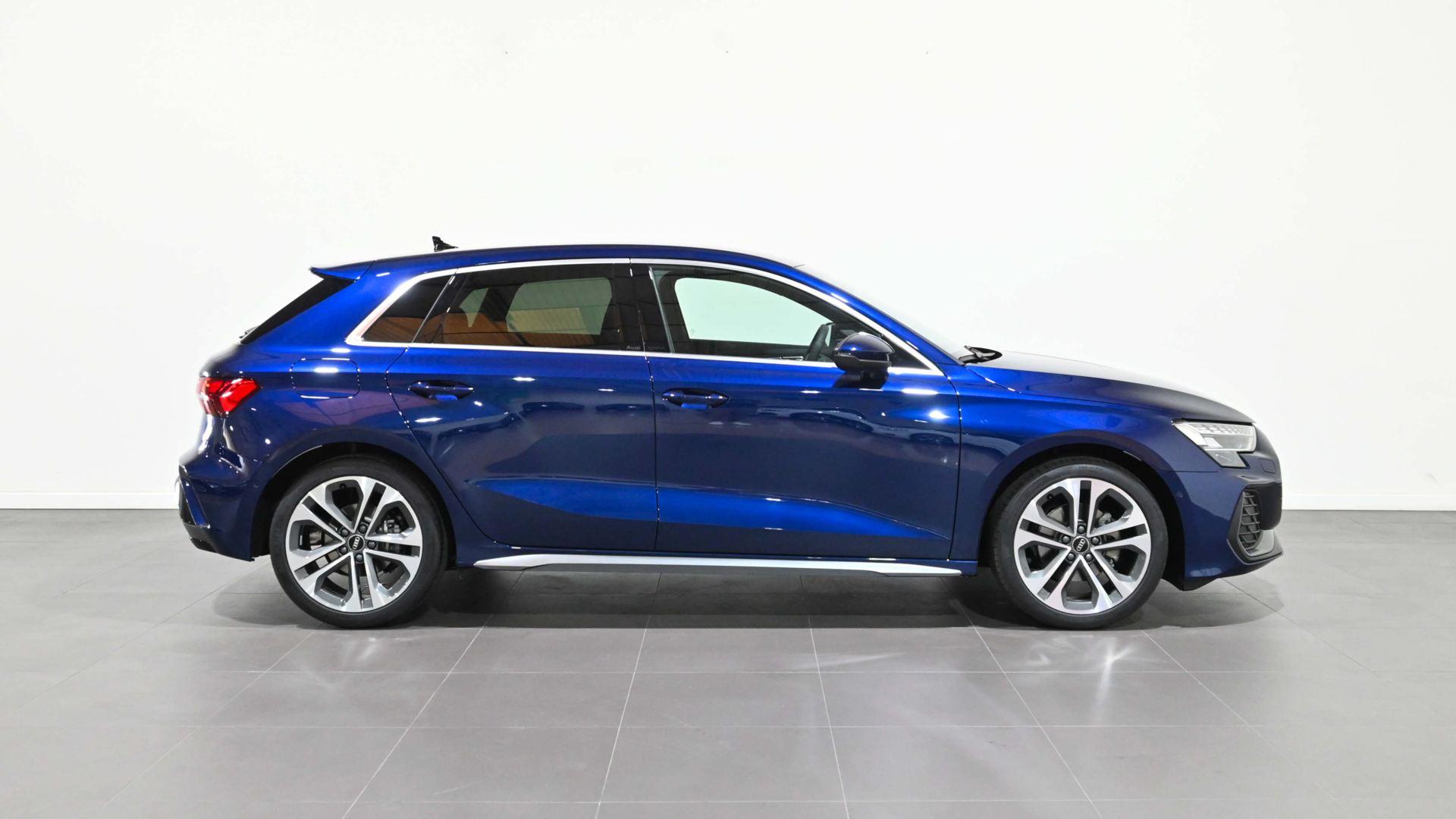 Audi A3 Sportback S line 35 TFSI 110 kW (150 CV) S tronic 2